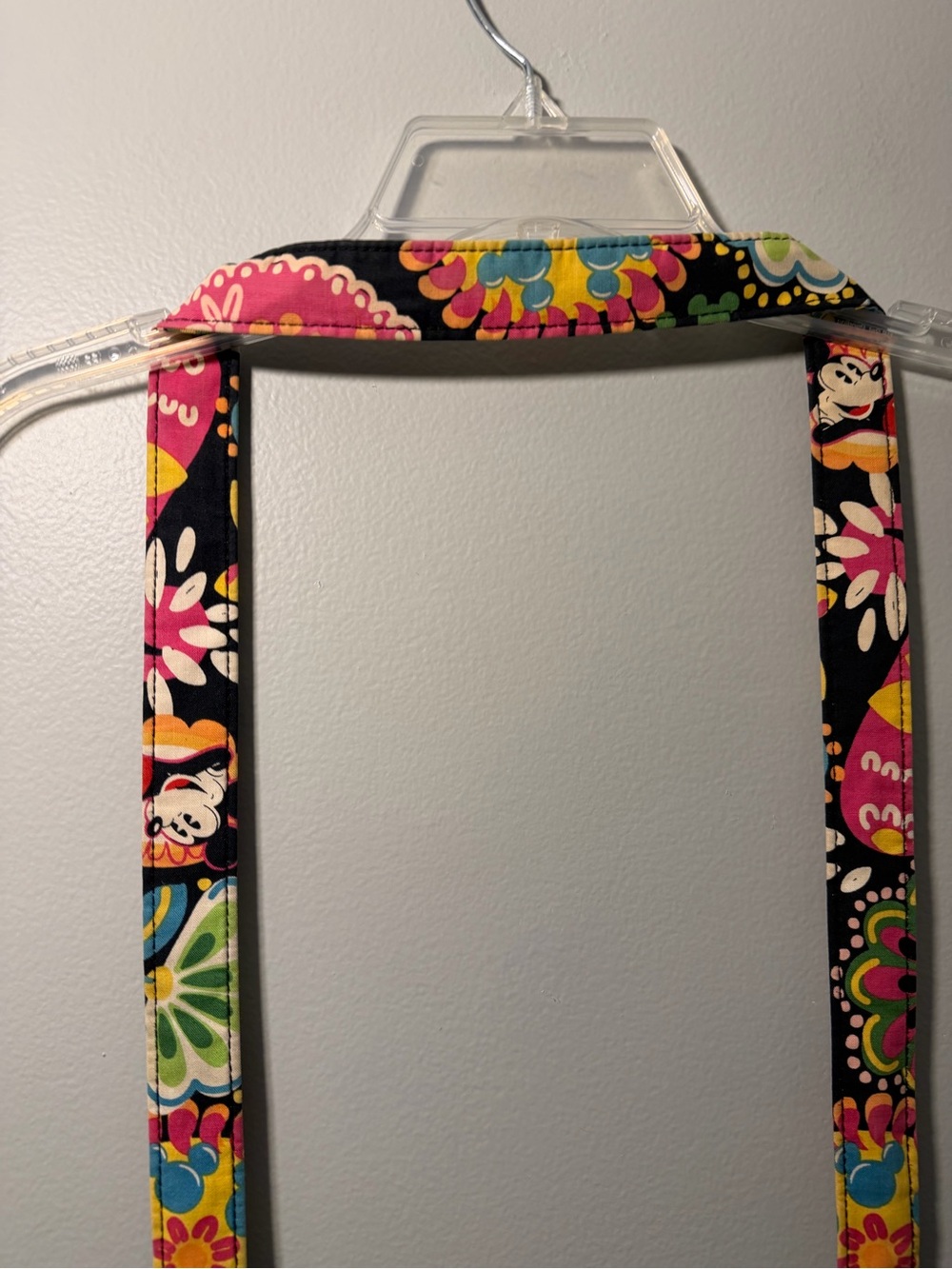 Vera Bradley Disney Parks Black Quilted Crossbody with Bright Floral Print - Picture 4 of 7